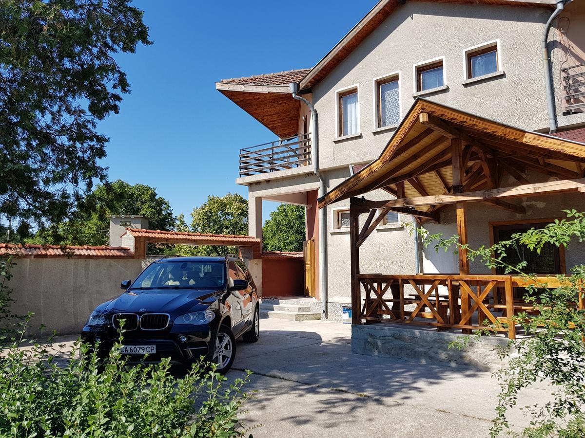 Guest House Sadovo Extérieur photo